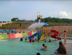 Liburan, Talago Rindu Water Park Ramai Diserbu Pengunjung