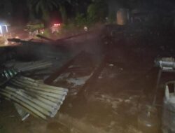 Rumah Warga Palembayan Terbakar