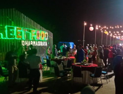 Pengunjung Street Food Kaki Lima Dharmasraya Membludak