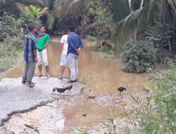 Kampung Surau Terisolasi, Aktifitas Warga Lumpuh