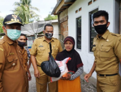 IKAPTK Pariaman Bantu Warga Tedampak Penanganan Pandemi Corona