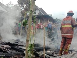 Dua Gelombang Kebakaran Landa Tanah Datar, Kerugian Tembus Angka Rp1 Miliar