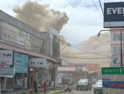 Gedung HBT Padang Hangus Terbakar