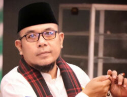 Arif Yumardi Ketua Monev dan Anugerah KIP Sumbar