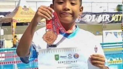 Muhammad Habibie Abrar Raih Perunggu di Kejuaraan Riau Aquatic Junior Sprint V