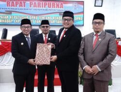 DPRD Tanah Datar Sampaikan Rekomendasi Terhadap LKPj Bupati TA 2023