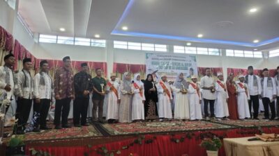 Khatam Quran Tandai Perpisahan SD Sabbihisma Padang