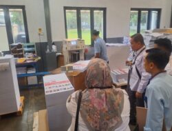 KPU Sumbar Mulai Distribusikan Logistik PSU DPD