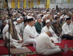 Ribuan Umat Islam Berkumpul di Masjid Agung Dharmasraya