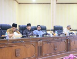 Dr Novi Irwan Ketua DPRD Agam Pimpin Sidang Paripurna Dengan Agenda Jawaban Atas Pandangan Umum Fraksi Terhadap RAPBD Tahun 2024.