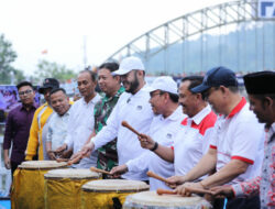 Hidupkan Lagi Olahraga Tradisi, Fadly Amran Buka Kejuaraan Selaju Sampan di Palinggam