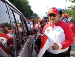 Pemko Padang Bagikan 15.355 Bendera Merah Putih