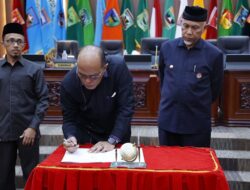 DPRD Sumbar Sahkan APBD Perubahan Tahun 2024