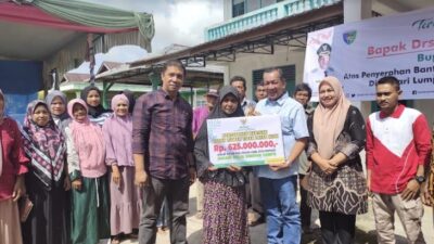 45 Warga Pesisir Selatan Dapat Bantuan Bedah Rumah