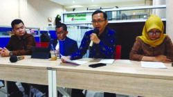 Miko Kamal Kawal Hendri Septa-Hidayat sebagai  “Orang Hukum”