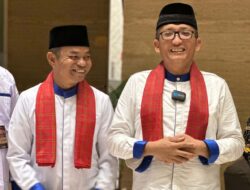 Kuasai Panggung, Hendri Septa-Hidayat Unggul Segalanya Dalam Debat Putaran Pertama