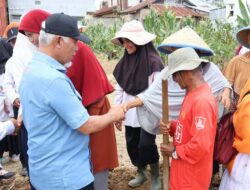 Mahyeldi Dorong Penerapan ‘Bersawah Pokok Murah’ yang Digagas Kelompok Tani Agam