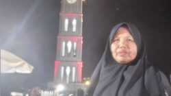 Jual Beli Melemah,  Tapi Jam Gadang Masih Menjadi  Sumber Rezeki Pedagang Kecil.