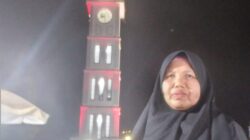 Jual Beli Melemah,  Tapi Jam Gadang Masih Menjadi  Sumber Rezeki Pedagang Kecil.