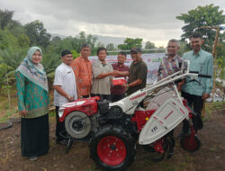 Dibantu Hand Traktor, Ketua LPM Indarung Ajak Warga Doakan Kesuksesan Semen Padang