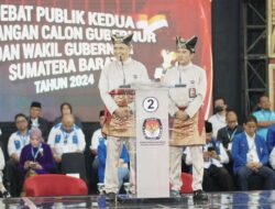 KPU Sumbar Sebut tak Ada Larangan Paslon Bawa Hp hingga Contekan saat Debat