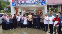 Anggota DPR RI Mulyadi Serahkan Mobil Operasional untuk SMKN 1 Baso